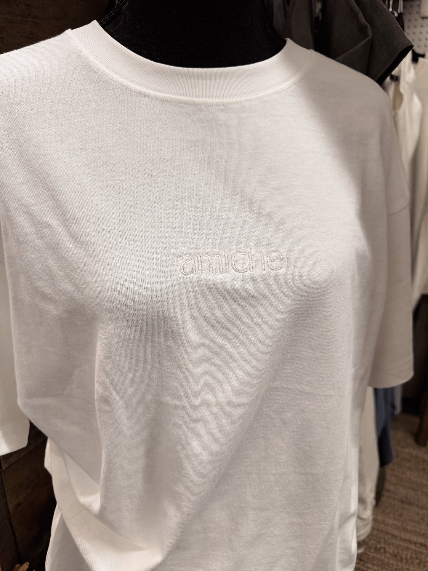 amiche white tee & short set