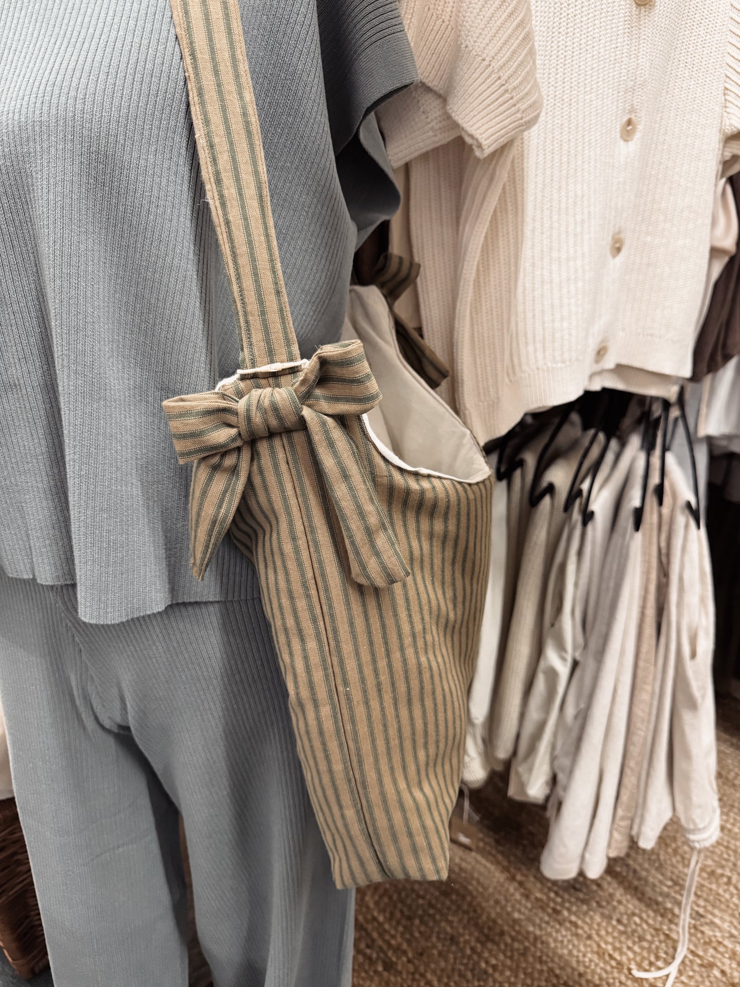 green striped bow tote bag