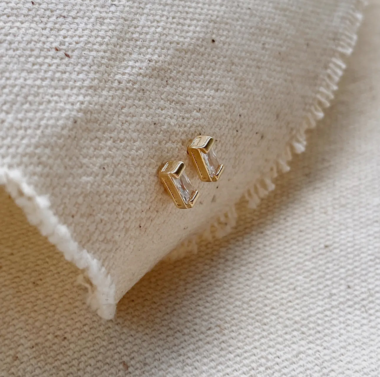18k gold filled cubic zirconia baguette stud earrings