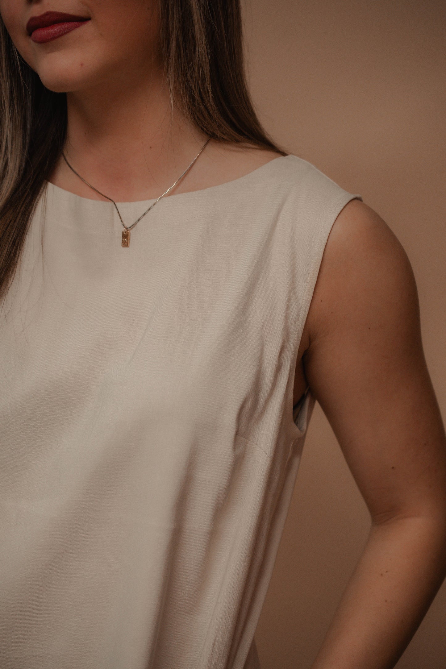 linen sleeveless dress