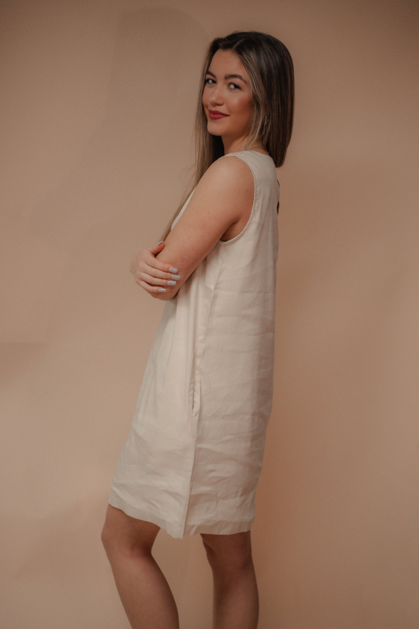 linen sleeveless dress
