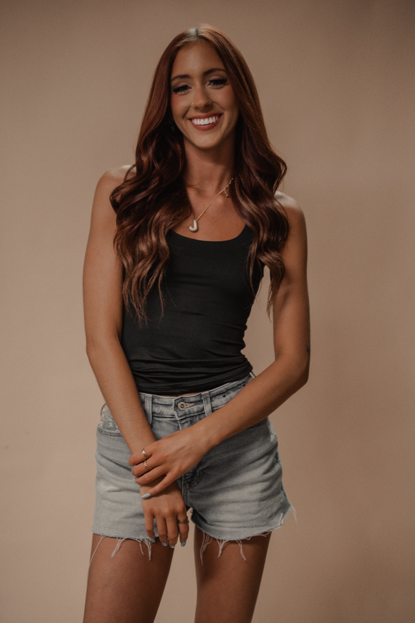 scoop neck black tank