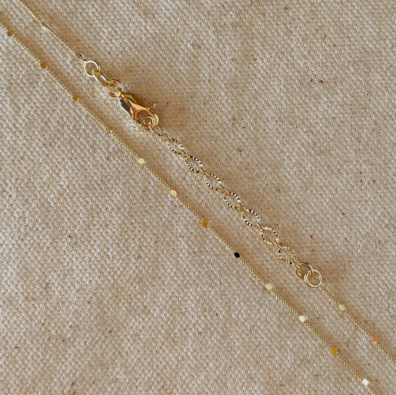 18k gold filled curb chain with pressed detail