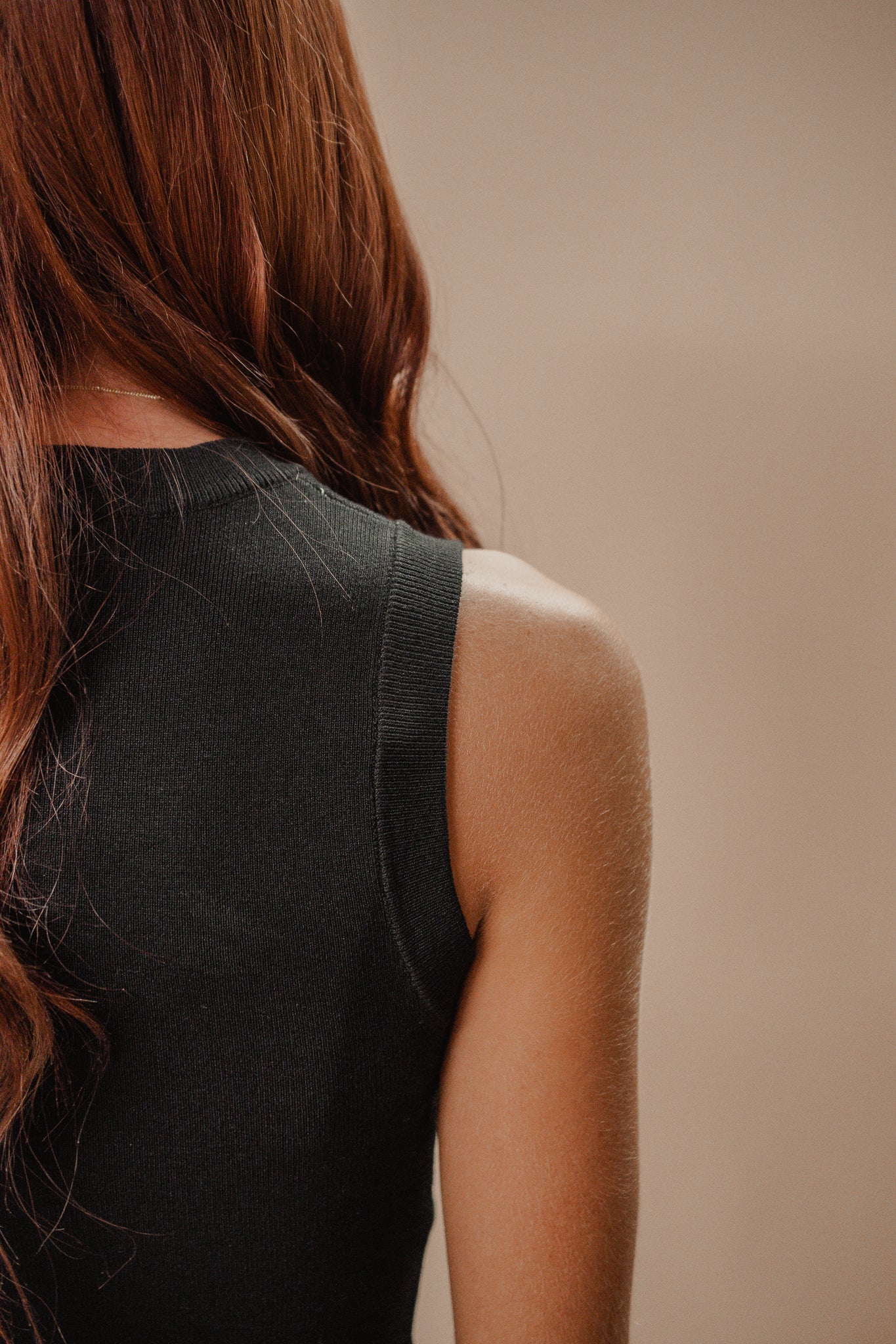 black ribbed tank