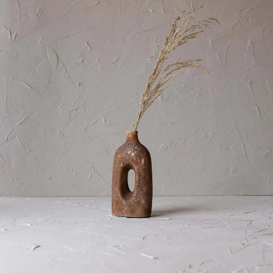 emiliano center hole vase